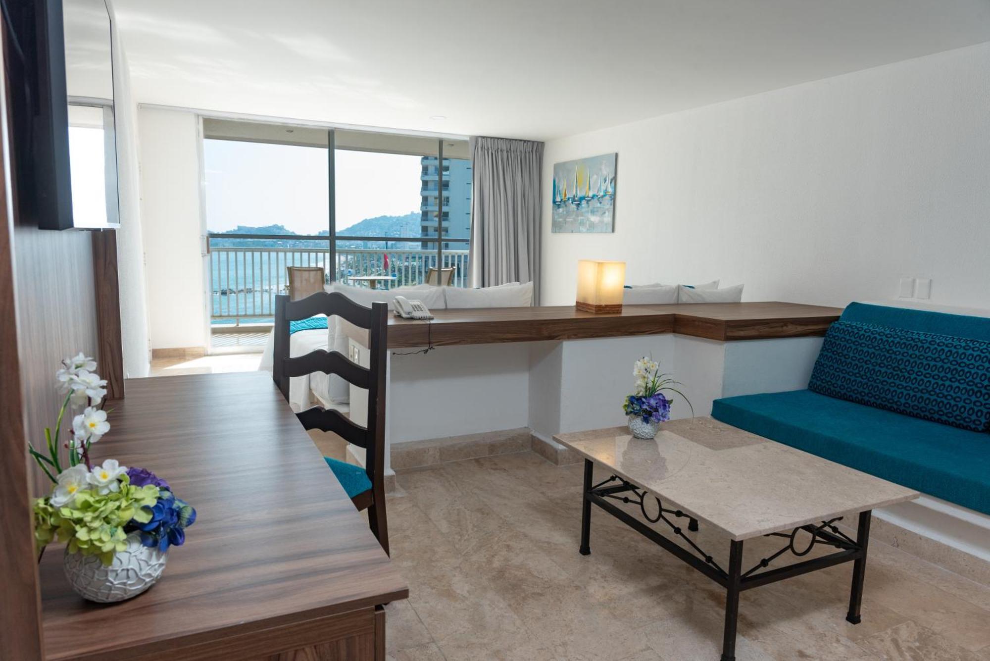 Ritz Acapulco All Inclusive Luaran gambar A typical room at the hotel