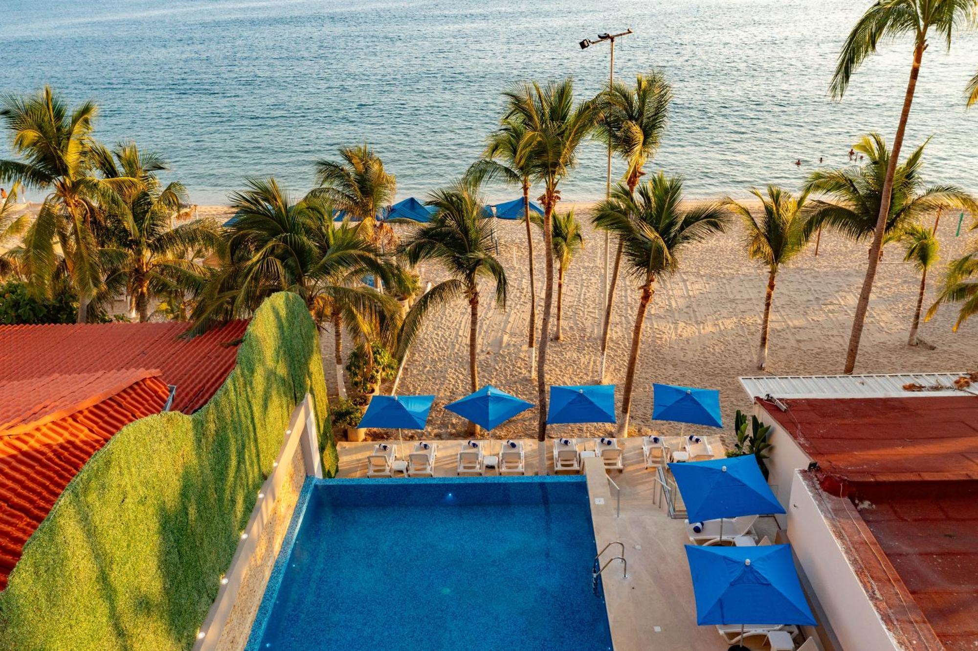 Ritz Acapulco All Inclusive Luaran gambar View of the beach from the hotel